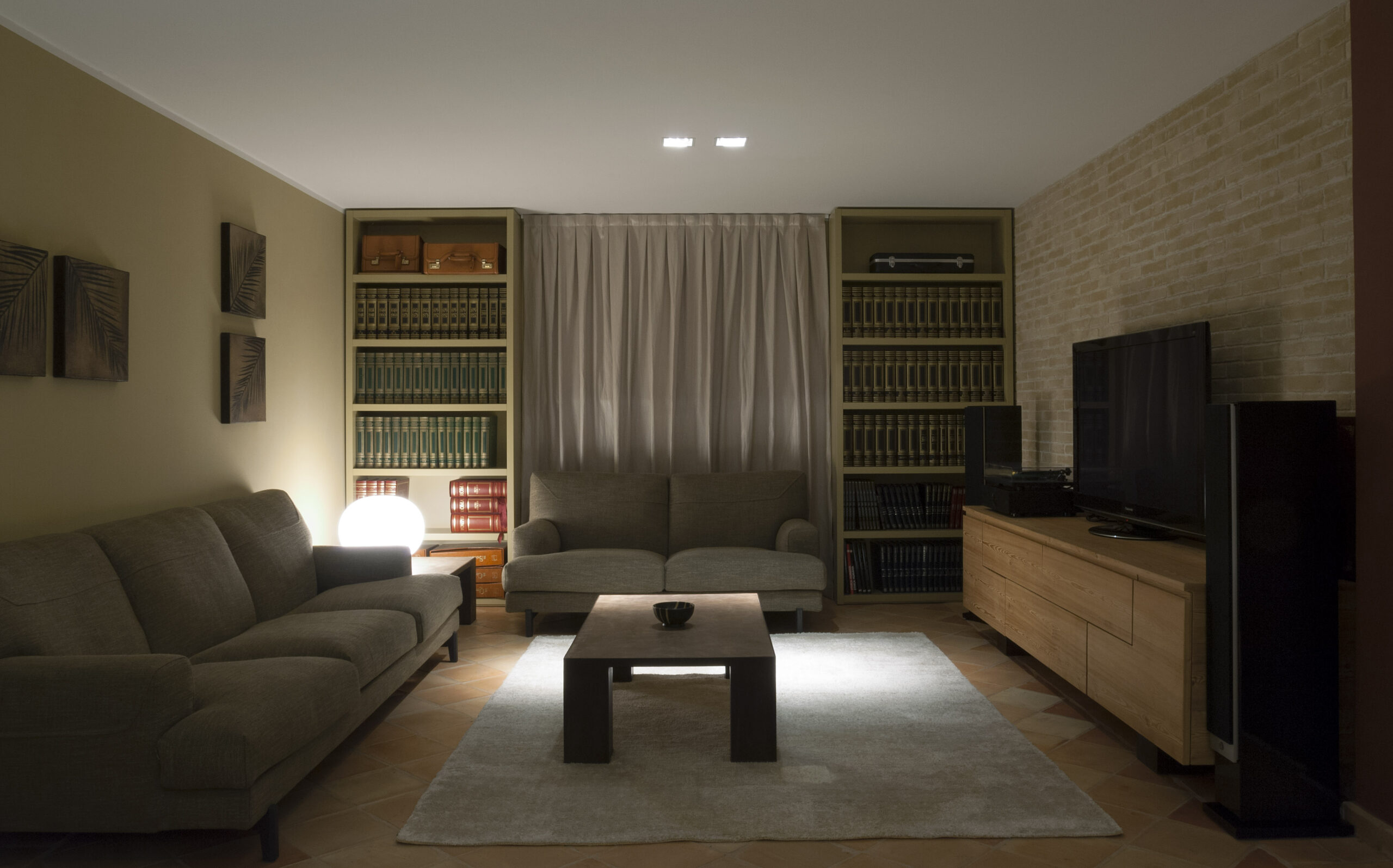 elisabetta_tanesini_casa-spazio-interno-divano
